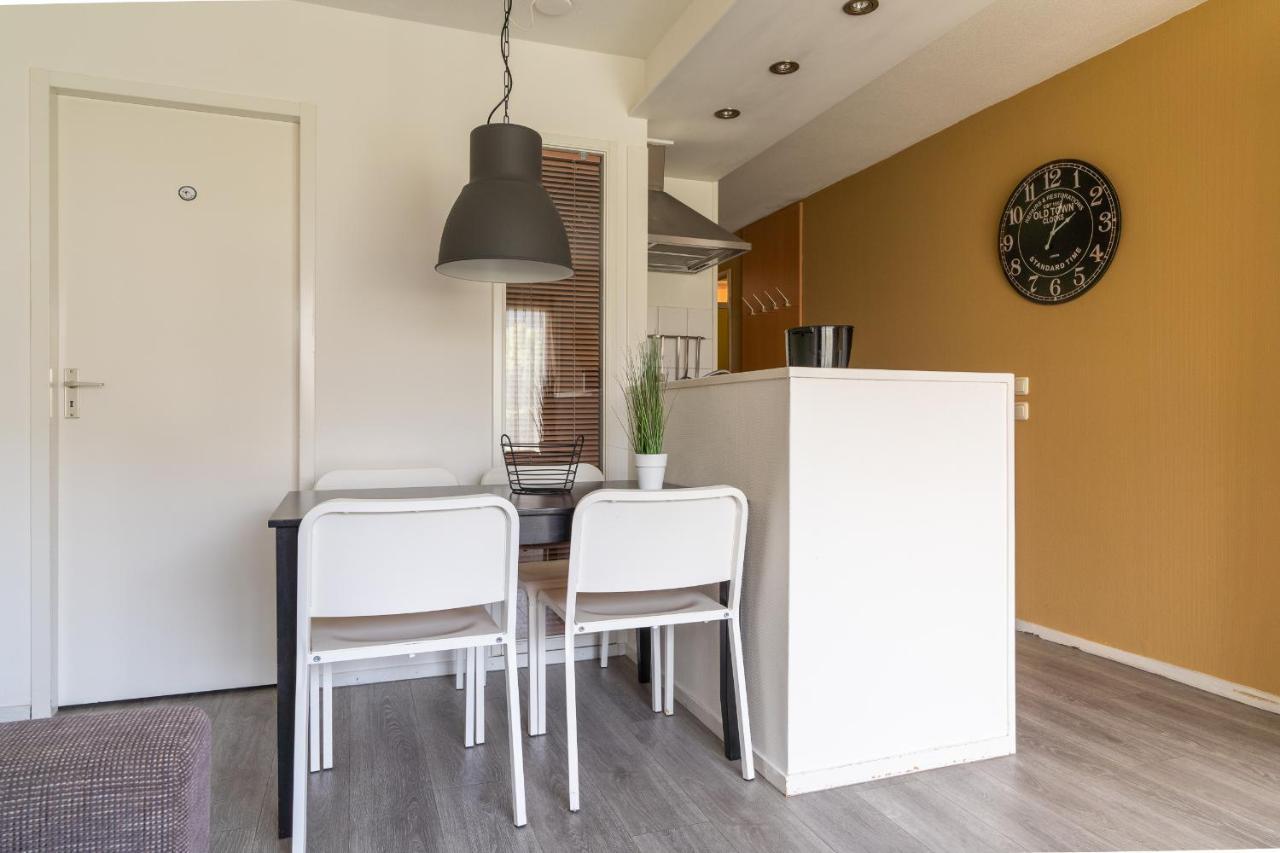 Appartement De Kompaan, Resort Amelander Kaap 霍勒姆 外观 照片