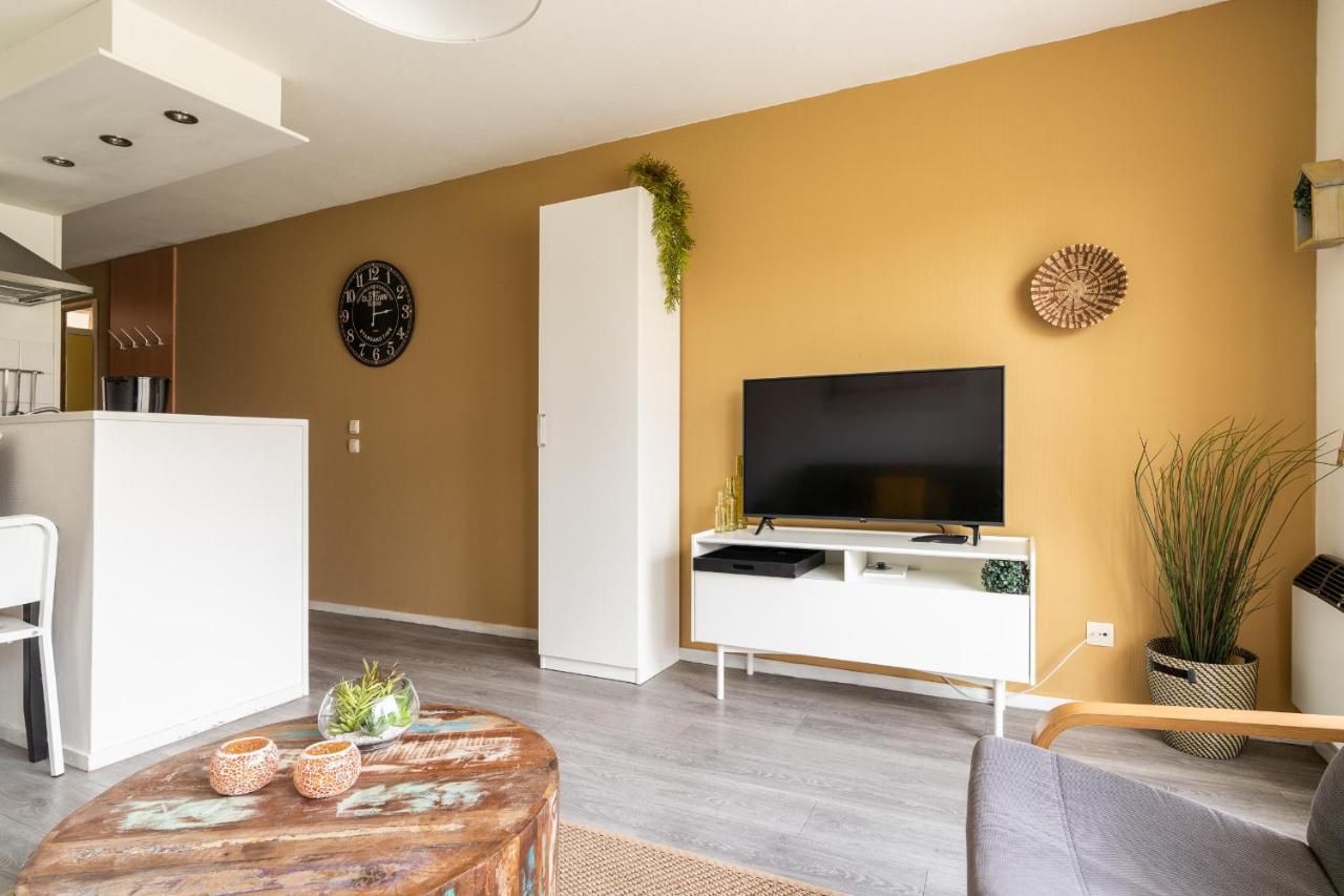 Appartement De Kompaan, Resort Amelander Kaap 霍勒姆 外观 照片